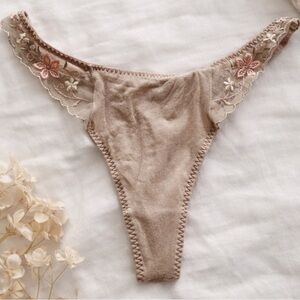 Vintage Y2K On Gossamer Thong Nude Floral NEW W TAGS Size Sm/Med